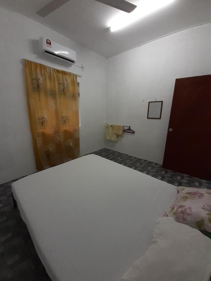 Homestay Idaman B B With 2 Room Aircond 2 Quen Bed And Not Sharing Room -Privacy 瓜拉丁加奴 外观 照片