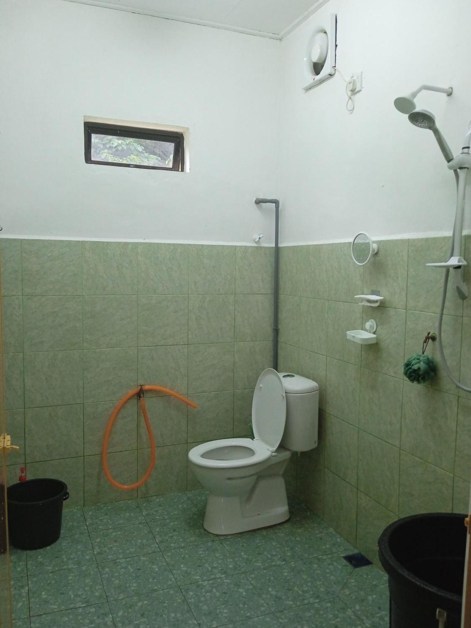 Homestay Idaman B B With 2 Room Aircond 2 Quen Bed And Not Sharing Room -Privacy 瓜拉丁加奴 外观 照片