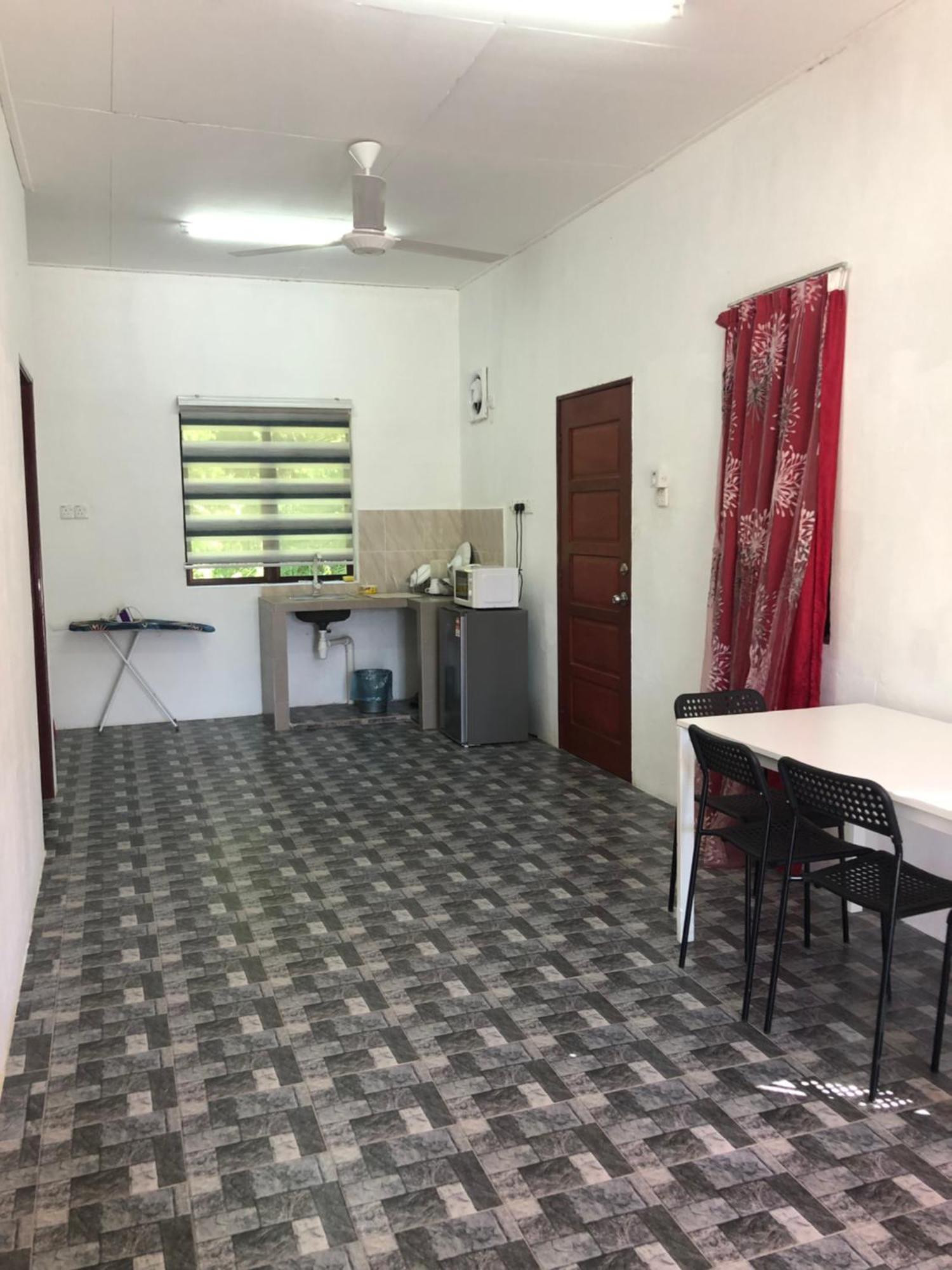 Homestay Idaman B B With 2 Room Aircond 2 Quen Bed And Not Sharing Room -Privacy 瓜拉丁加奴 外观 照片